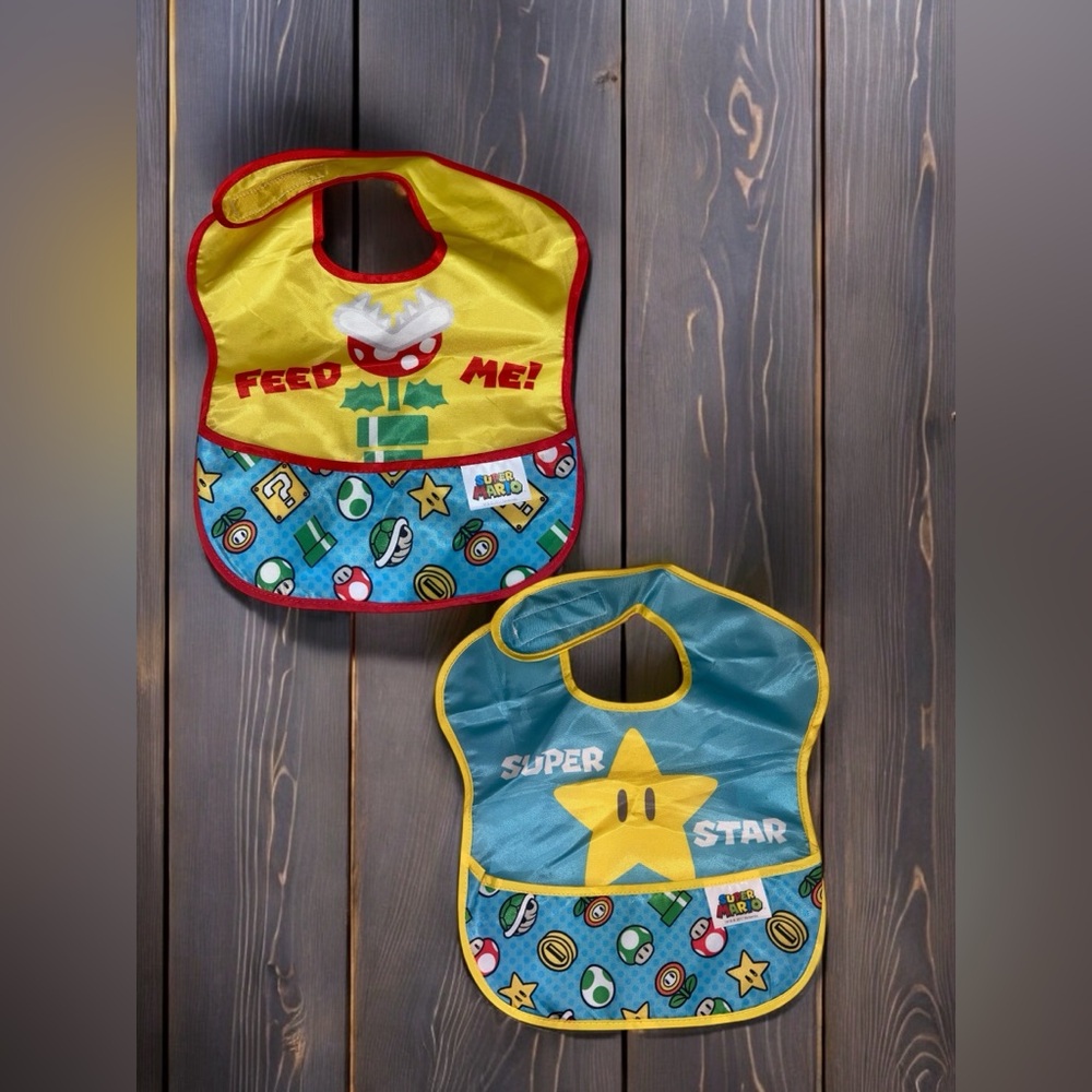 Super Mario Super Bib 2pk (6-24 MONTHS). Nintendo